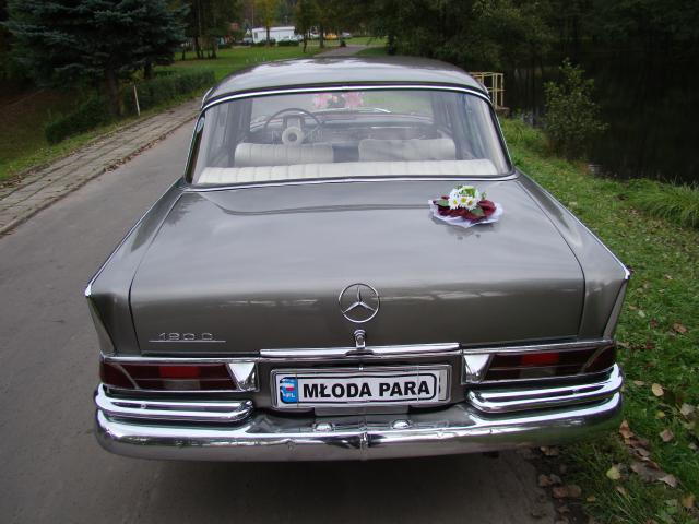 1961 Mercedes 220b #7