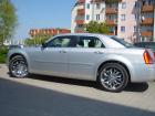 Chrysler 300C lub Warszawa M-20 
