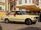 auto do �lubu - Fiat 125p Fiat pod Dworem Artusa 